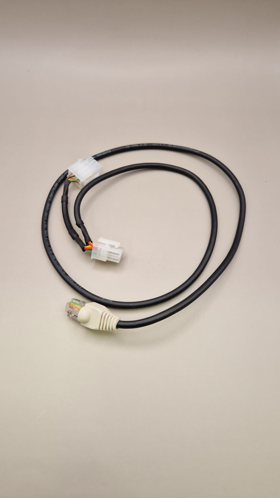 Kabel RJ45 zu Y-MDB für CCV COR-A20